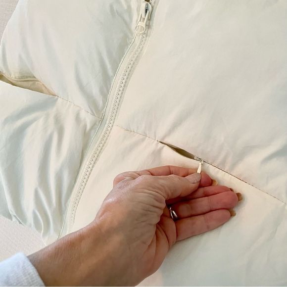 Ivory Boxy Puffer Vest, Medium, Polyester Fill, Zip Front, Drawstring, P… - Picture 6 of 11